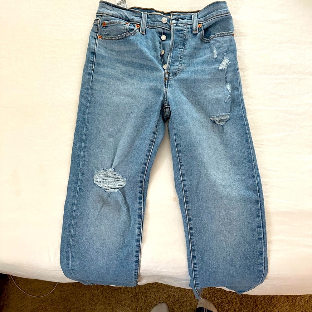 Levi’s wedgie jeans, size 27 never worn